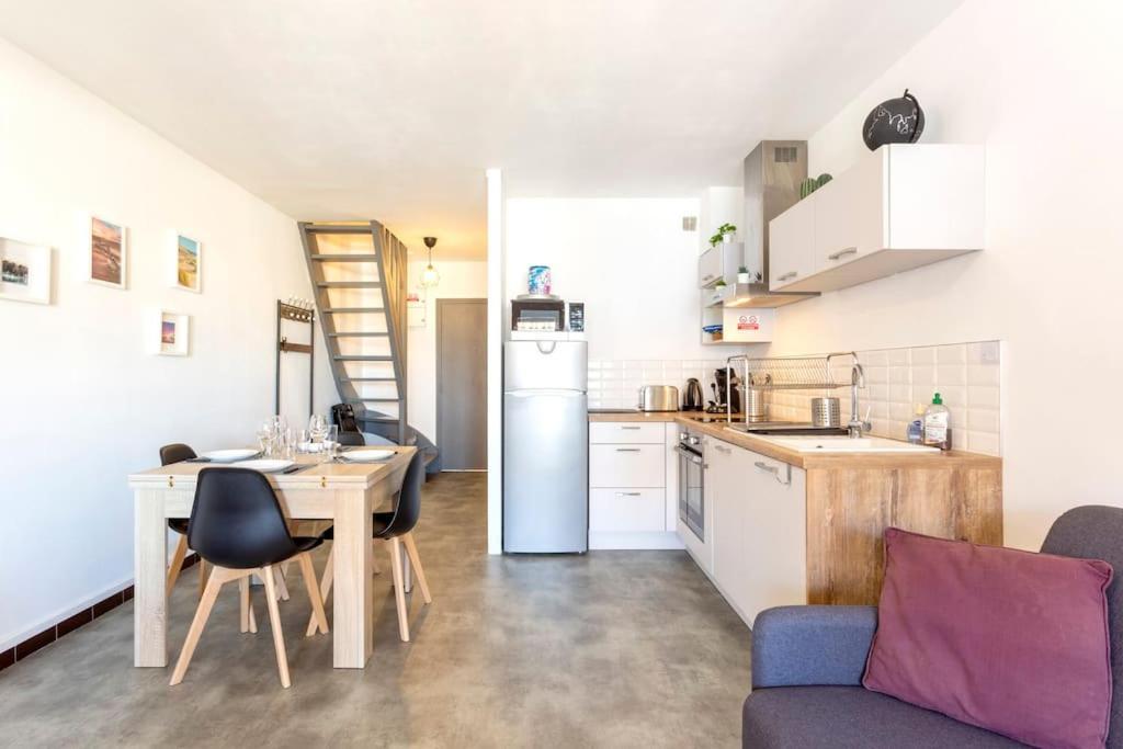 Chez Audrey - Agreable Appartement Duplex Climatise Et Convivial Le Grau-du-Roi Buitenkant foto